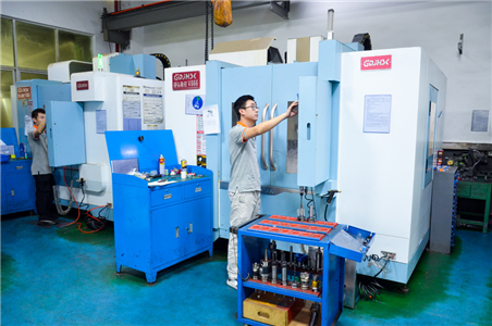 CNC加工（gōng）中心（xīn）